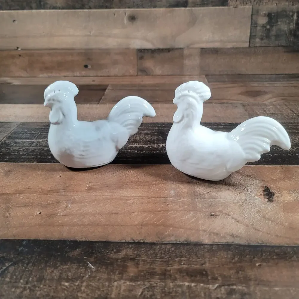Chicken Salt and Pepper shakers